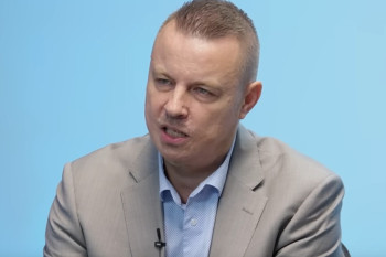 Foltýn porušil pravidla, trest nedostal. Rajchl mluví o výsměchu