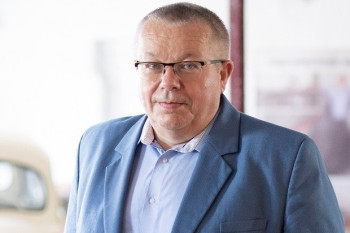Stamiliony za kampaně. Mašek o mediální chobotnici z Fialovy éry